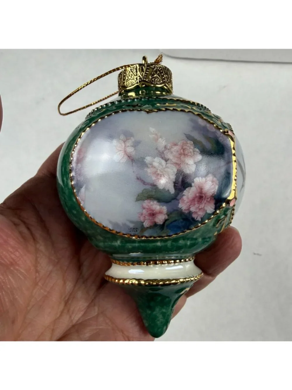 Vintage 1999 Lena Liu's Hummingbird Ornaments Gladiola and Begonia Garden